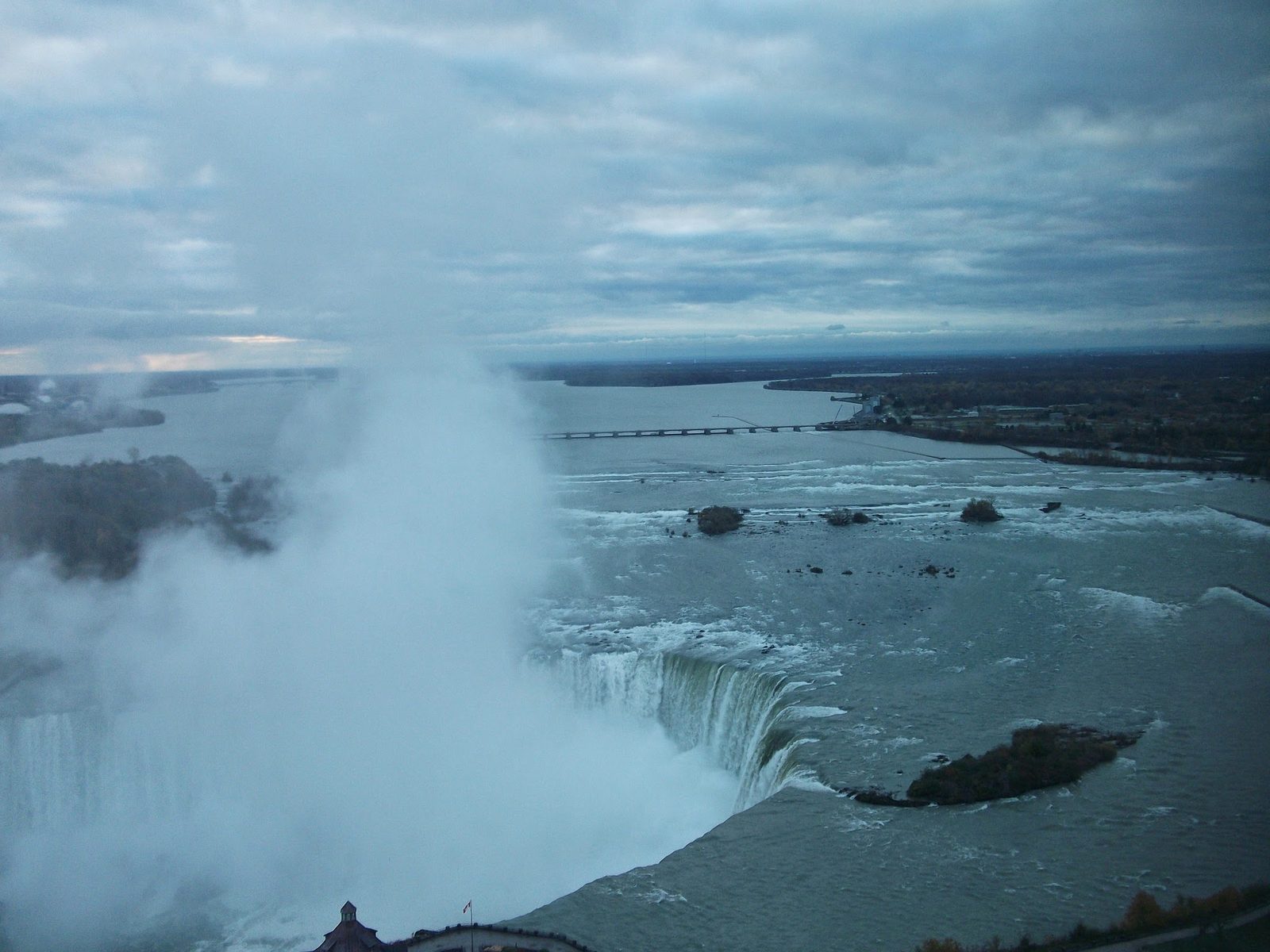 Niagara Falls / Toronto — family travel photo 2