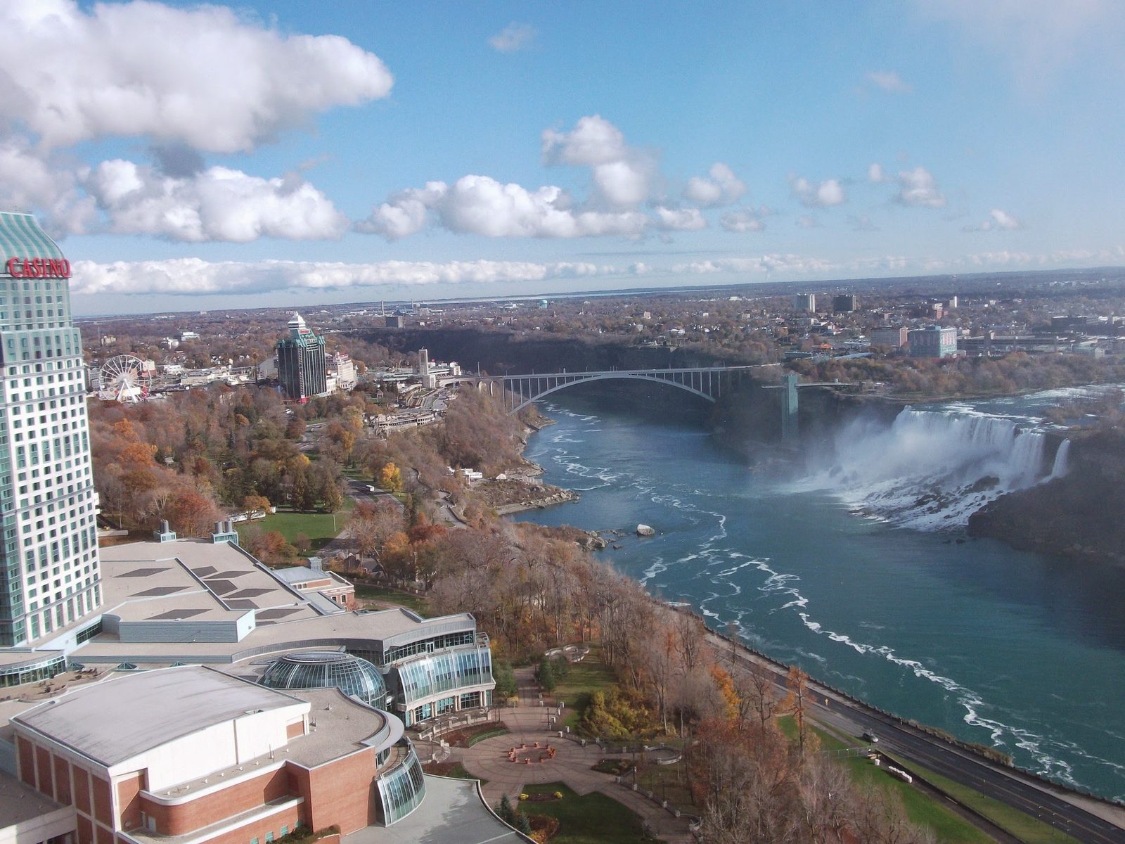 Niagara Falls / Toronto — family travel photo 10